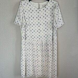 LOFT‎ White and Black Patterned Top